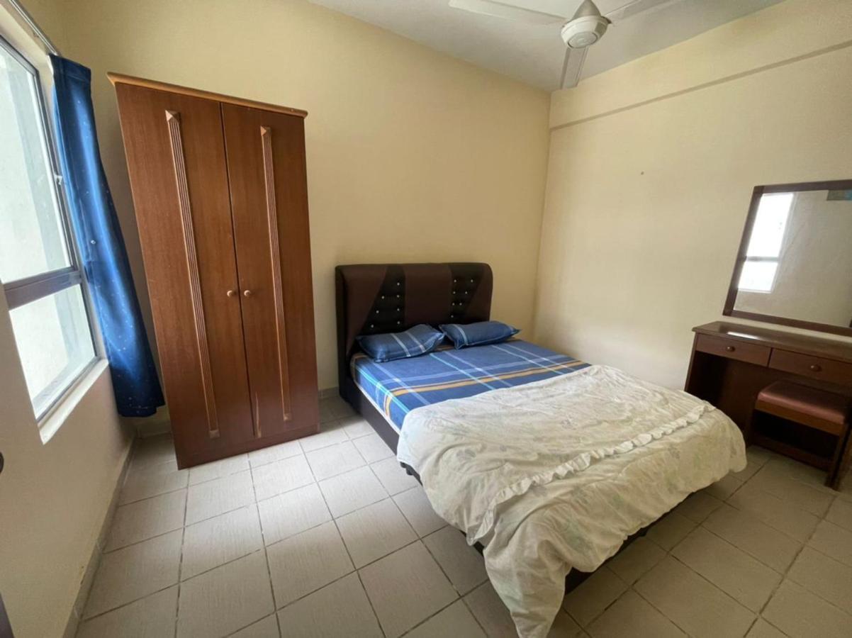 Fullhouse Marina View Villas Apartment Port Dickson Bagian luar foto
