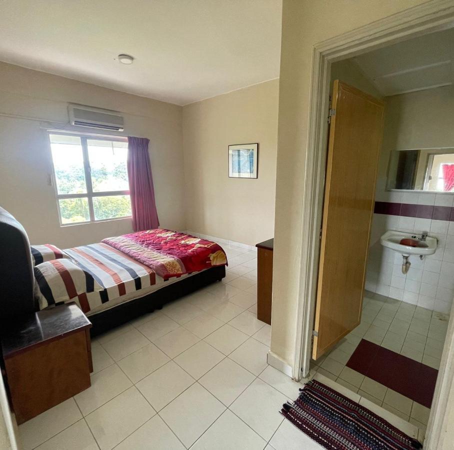 Fullhouse Marina View Villas Apartment Port Dickson Bagian luar foto
