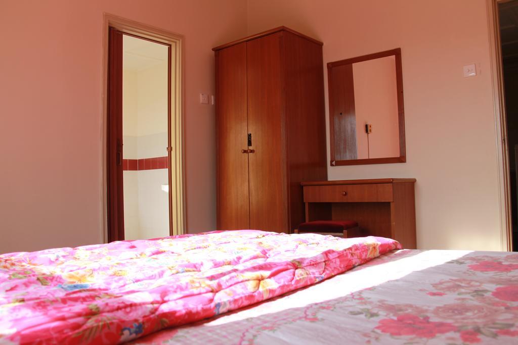 Fullhouse Marina View Villas Apartment Port Dickson Bagian luar foto